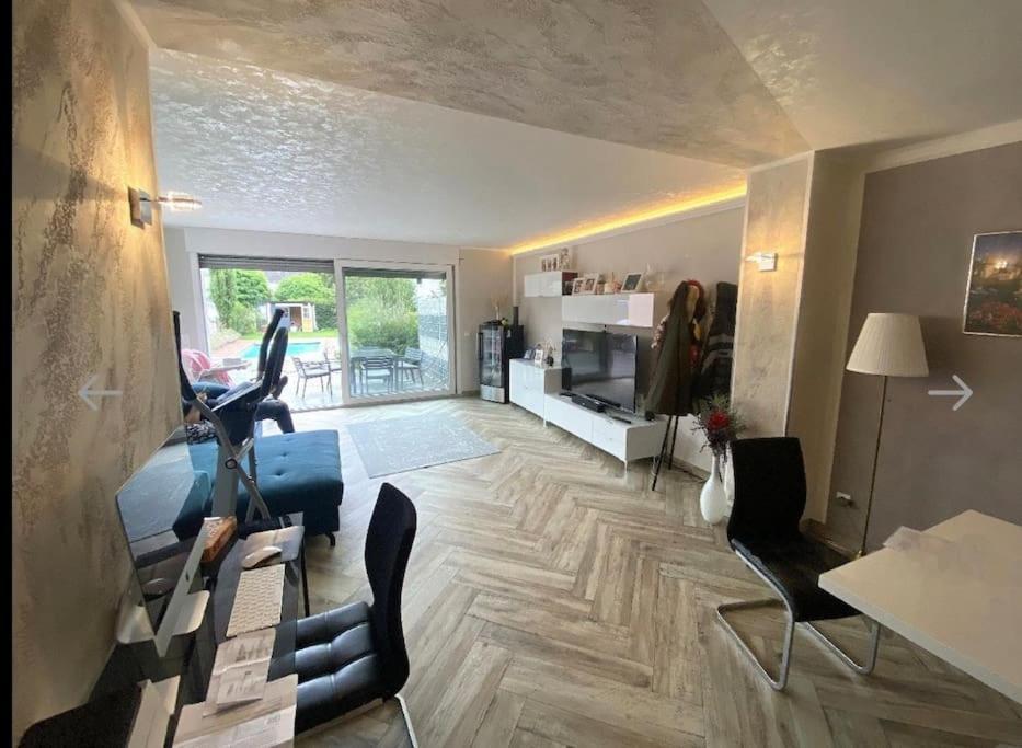 Villa Mit Pool Siegburg Extérieur photo